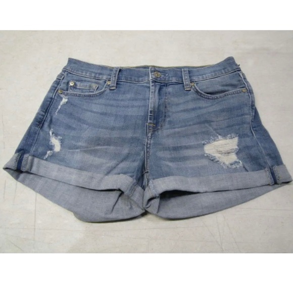 7 For All Mankind Pants - #15 7 For All Mankind Women's US 28 Mid Roll Denim Shorts Light Blue NWT 🔥